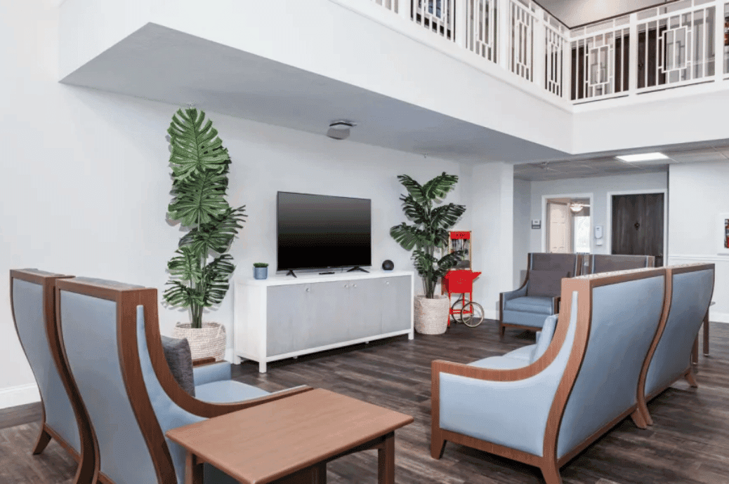Grand Villa of Englewood - Gallery image