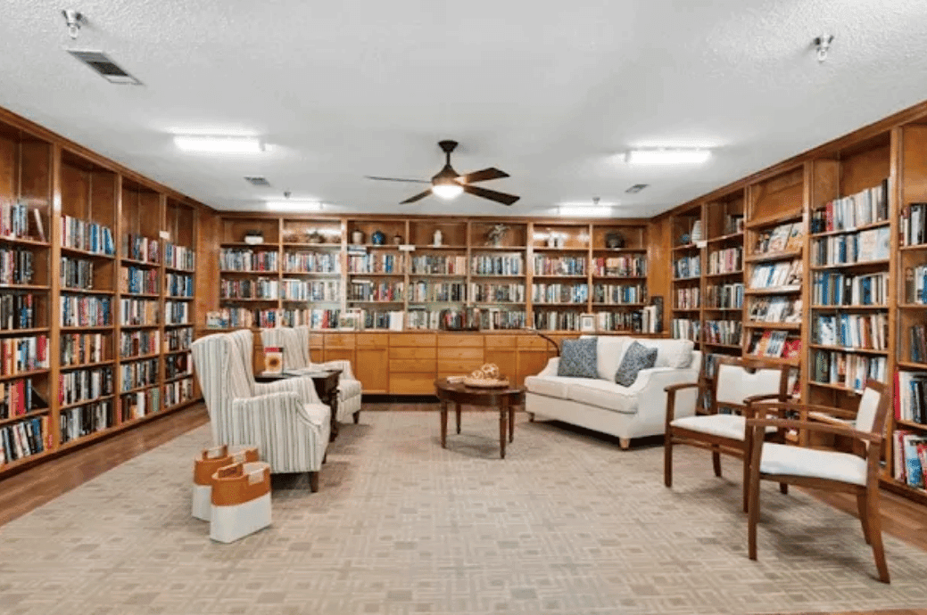 MerryWood on Park - Gallery image