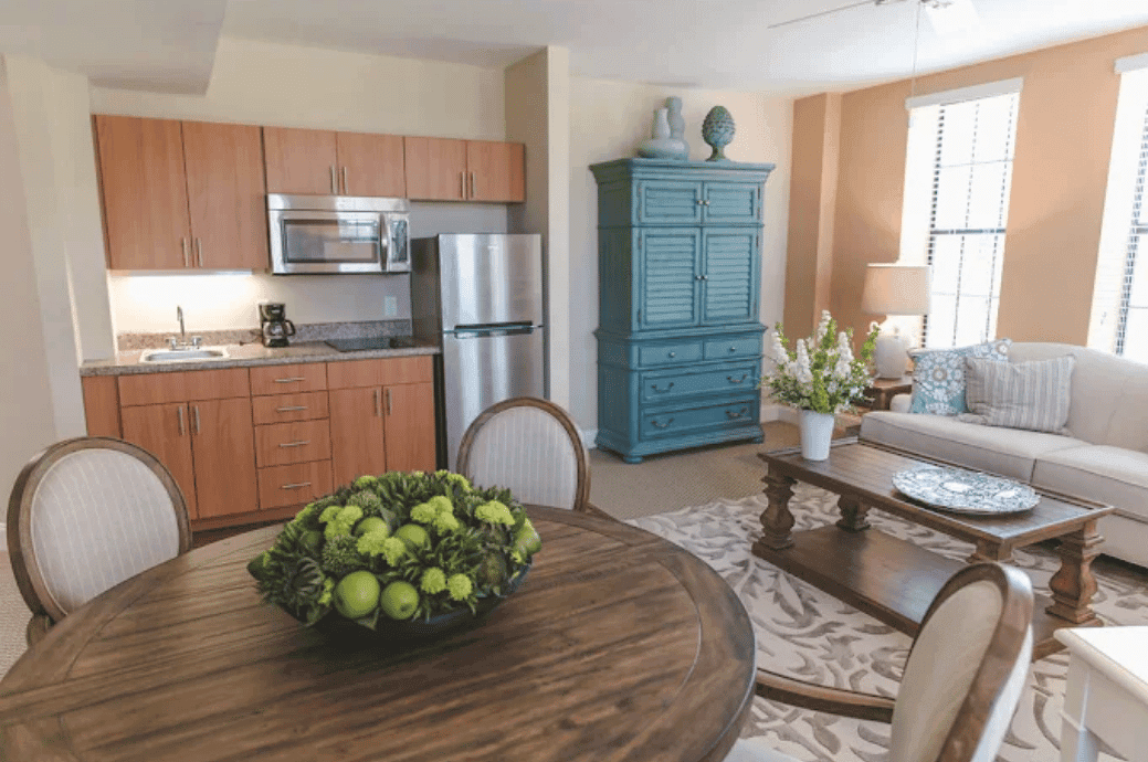 Lake Gibson Village - Gallery image