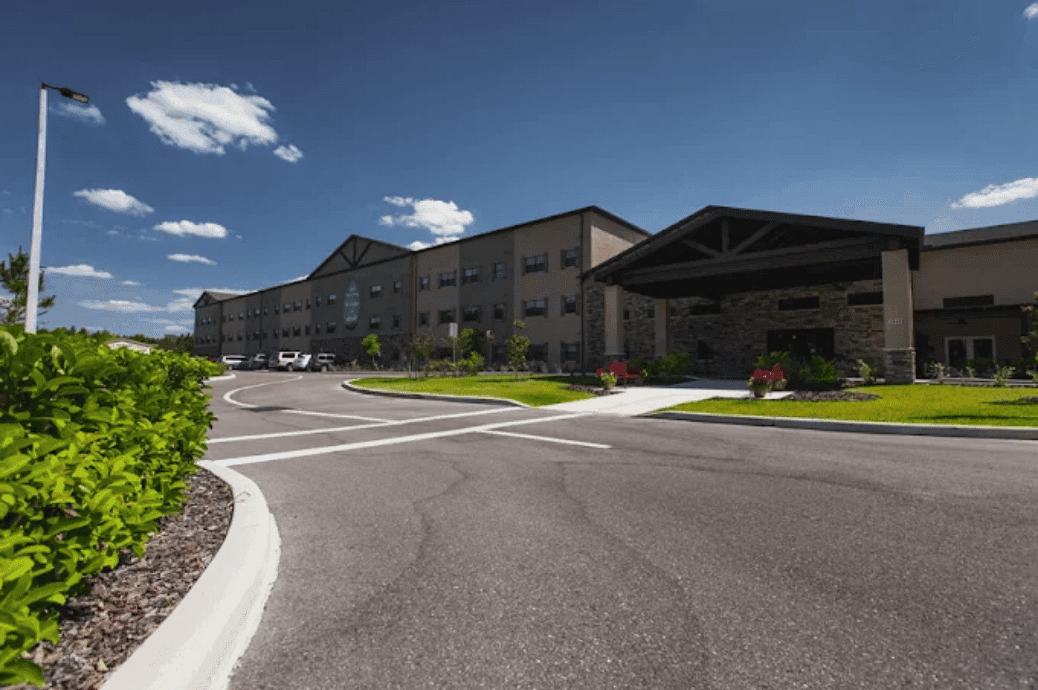 Angels Senior Living at The Lodges of Idlewild - Gallery image
