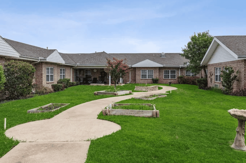 Bluebonnet Court - Business image