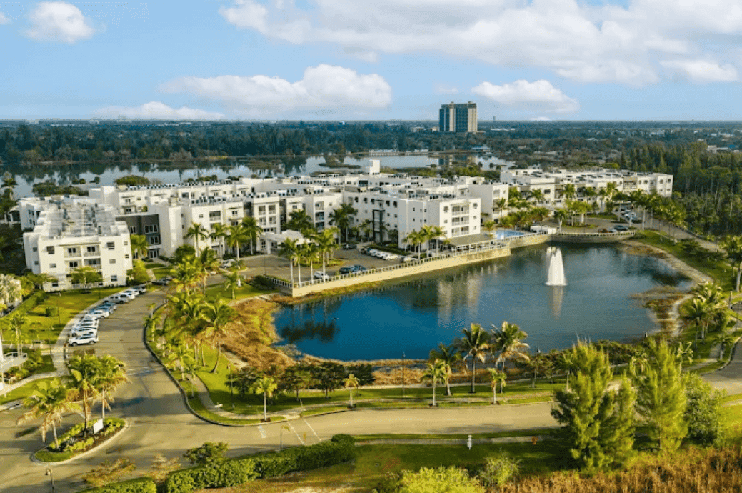 Amavida at Lakes Park - Gallery image
