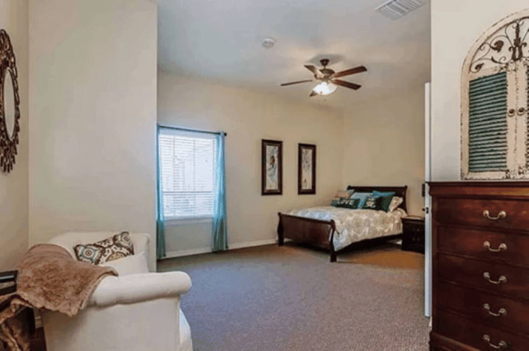 Vitality Court Texas Star - Gallery image