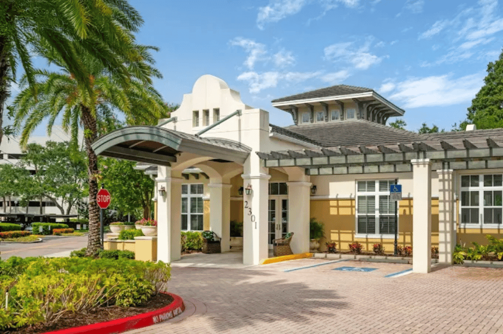 The Estate at Hyde Park - Business image