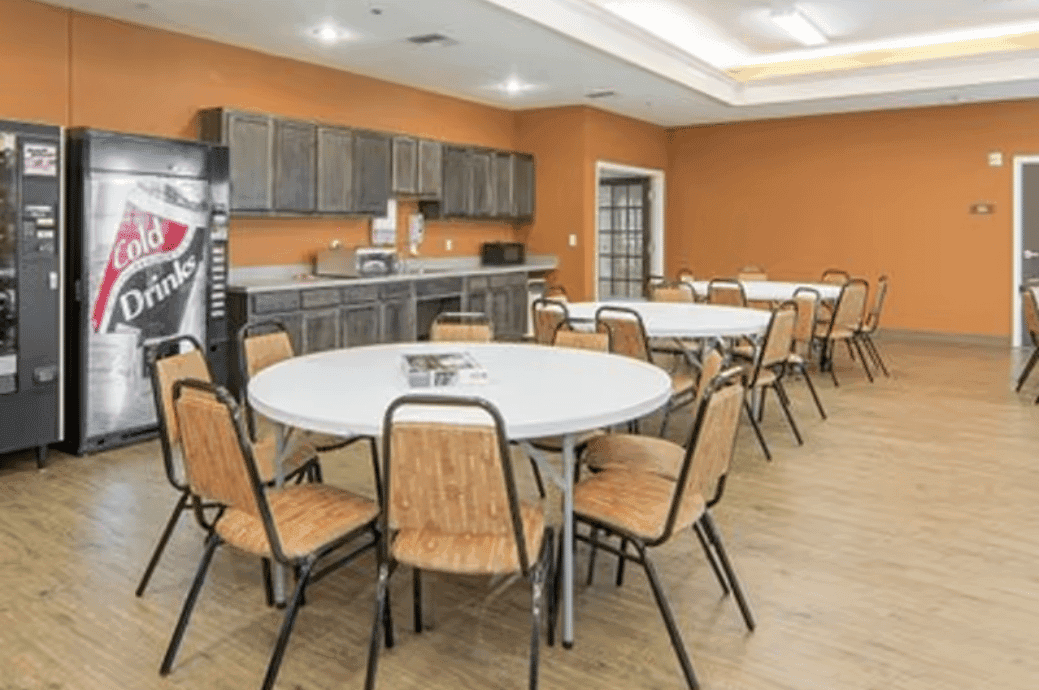 Lakewest Assisted Living - Gallery image