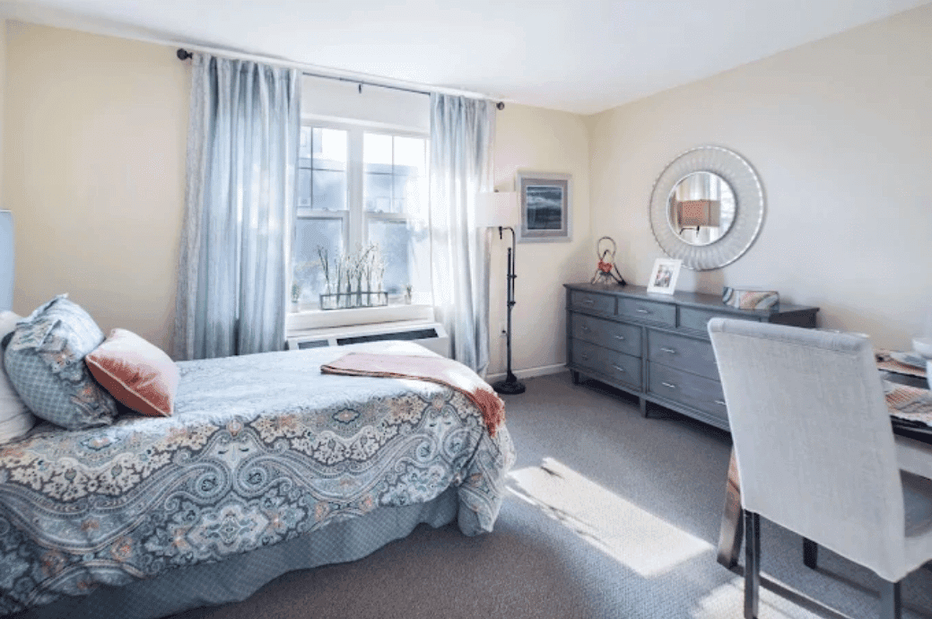 Harbor Oaks Golden Years - Gallery image