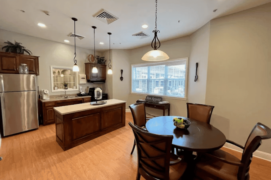 Creekside Alzheimer's Special Care Center - Gallery image