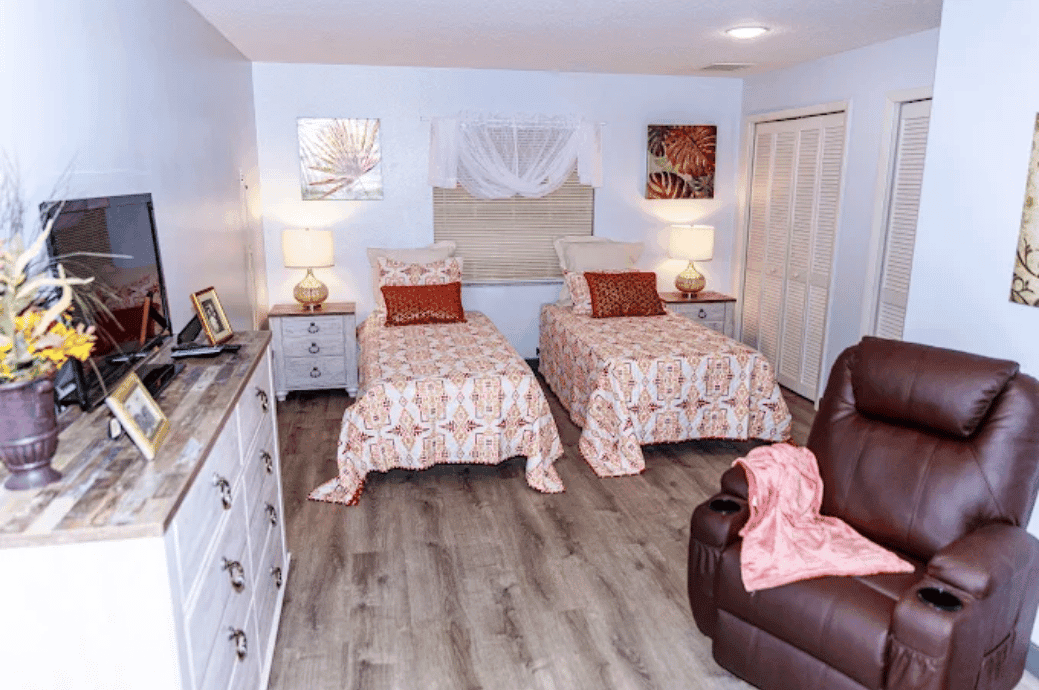 Jennifer Gardens - Gallery image