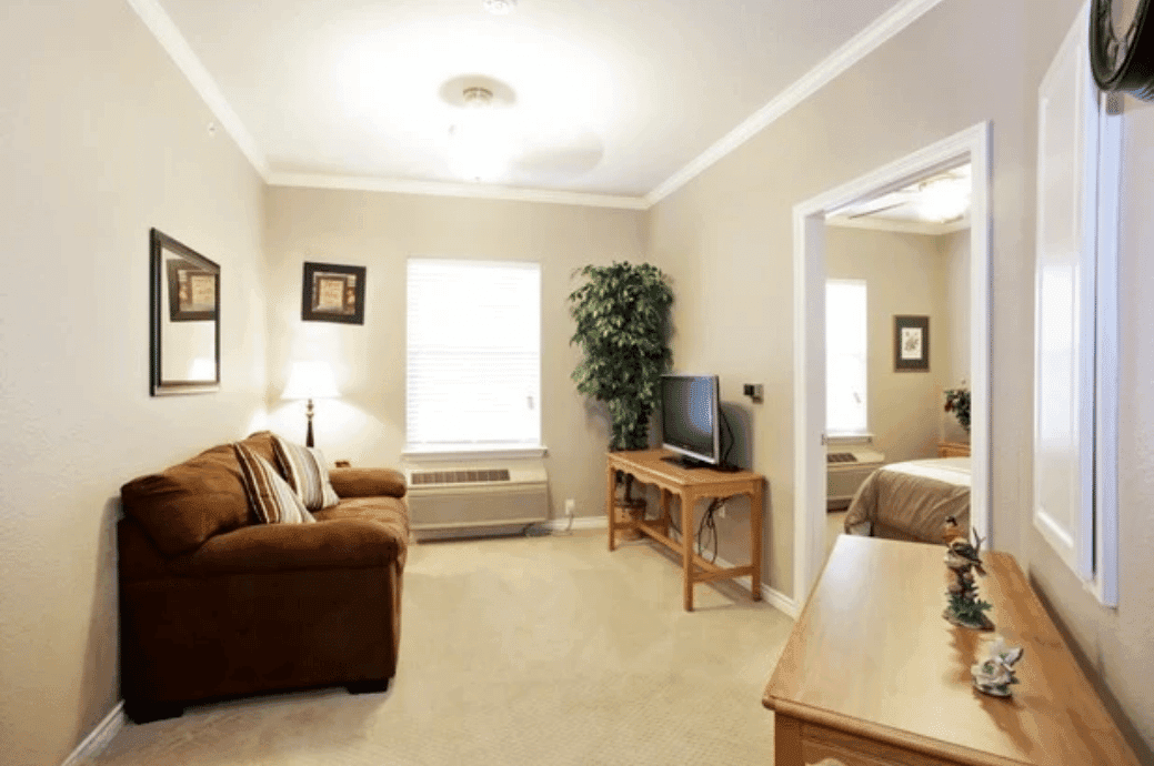 The Wellington at Arapaho - Gallery image