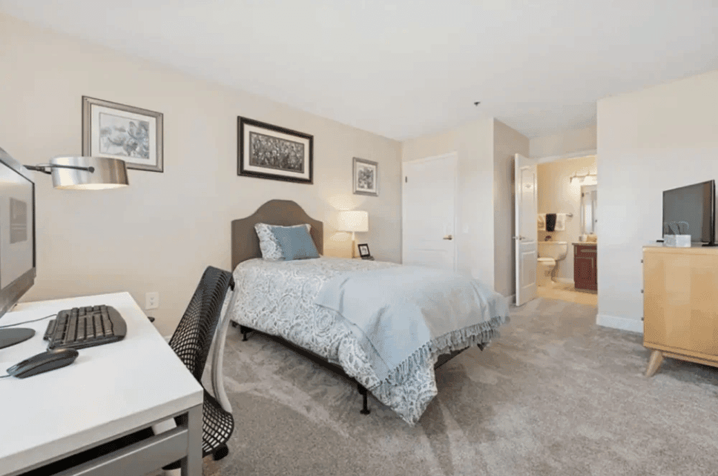 The Pointe at Deerfield - Gallery image
