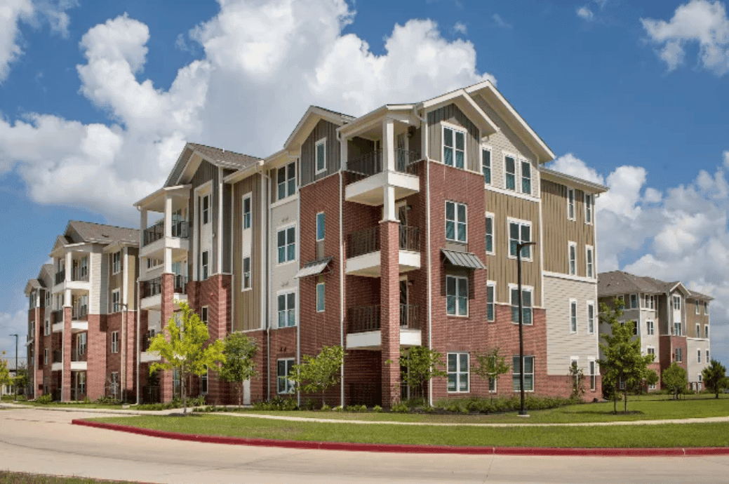 The Delaney at Parkway Lakes - Business image