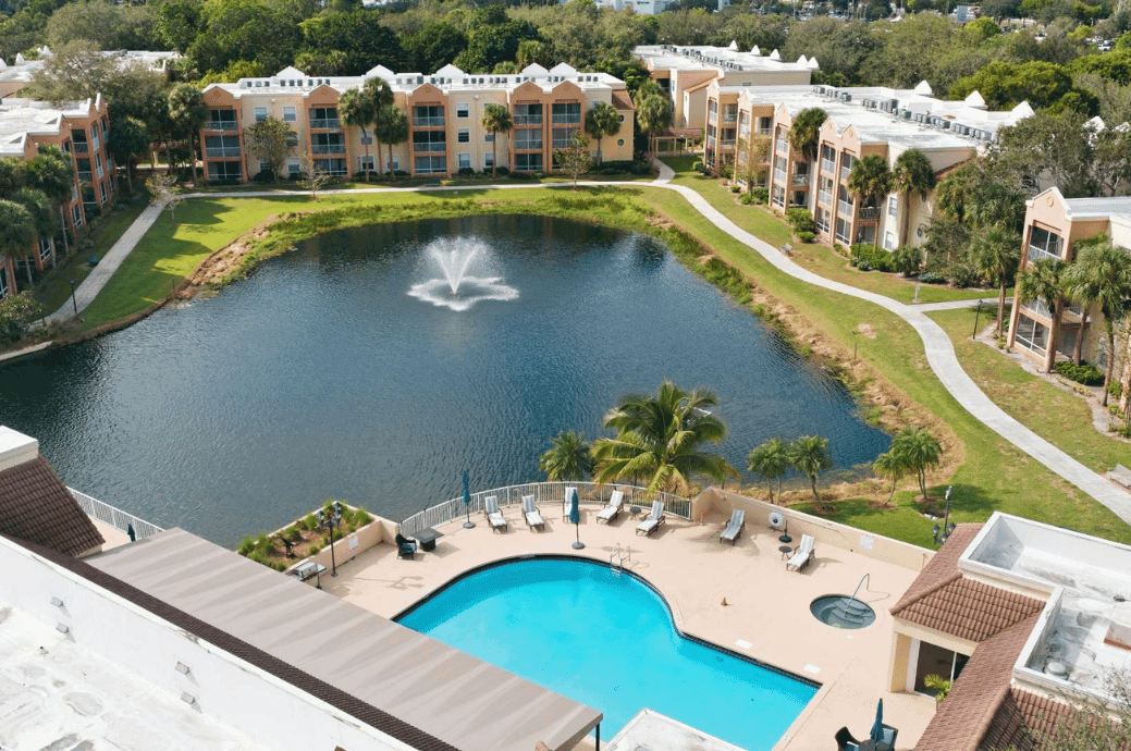 Celebration Villa of West Palm Beach - Gallery image
