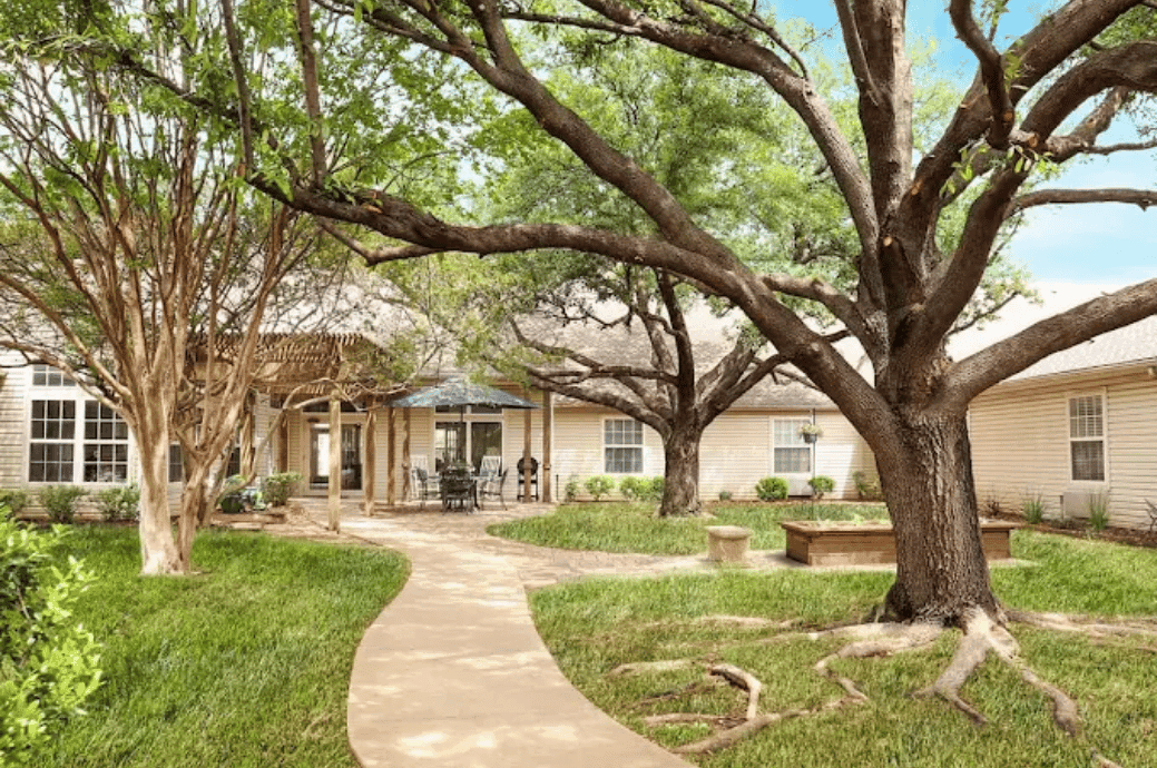 Bethesda Gardens Carrollton - Gallery image