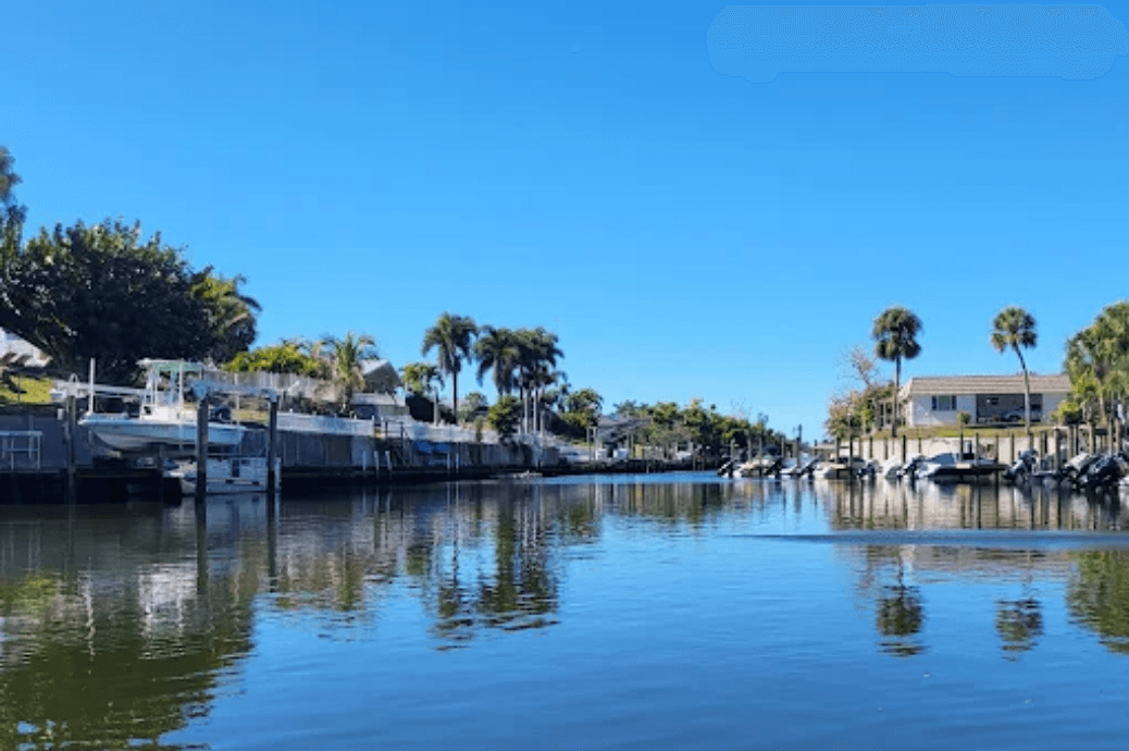 Strathmore Riverside Villas - Gallery image