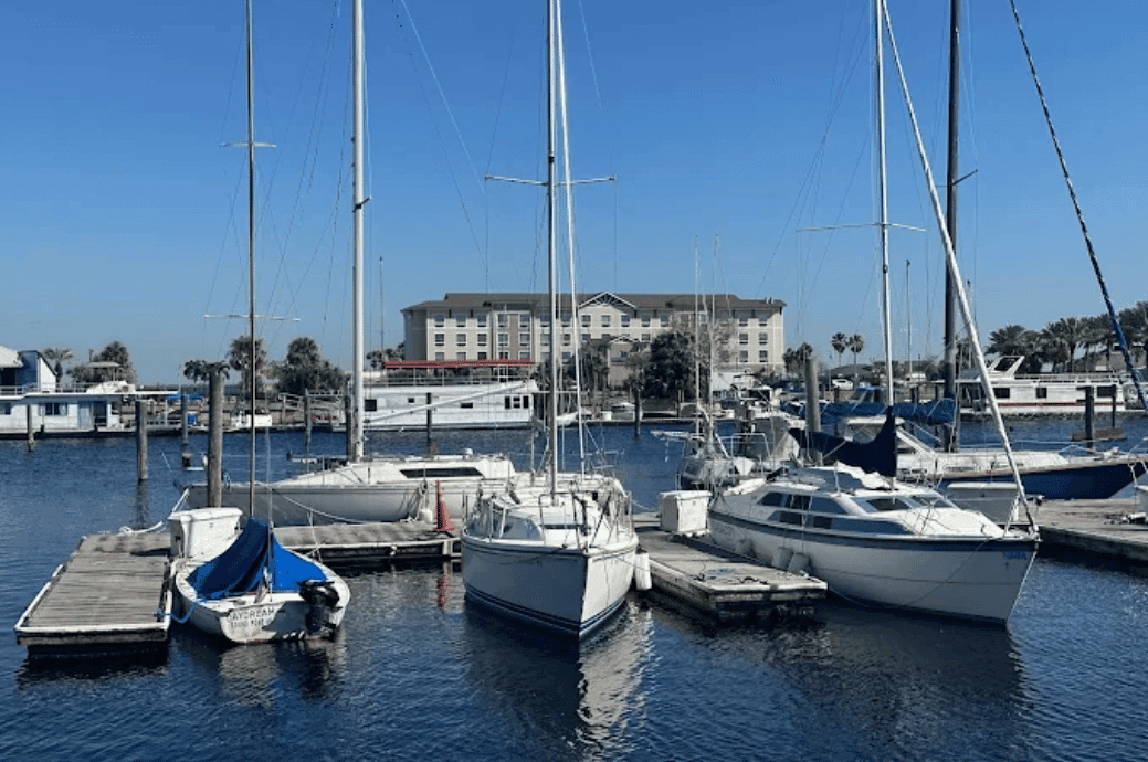 Marina Isle Assisted Living - Gallery image