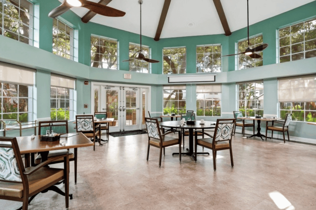 Colliers at St. Pete - Gallery image