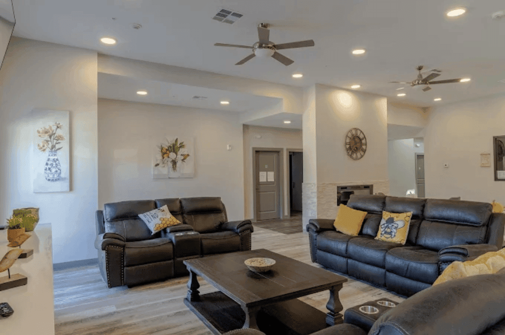 BeeHive Homes of McKinney - Gallery image