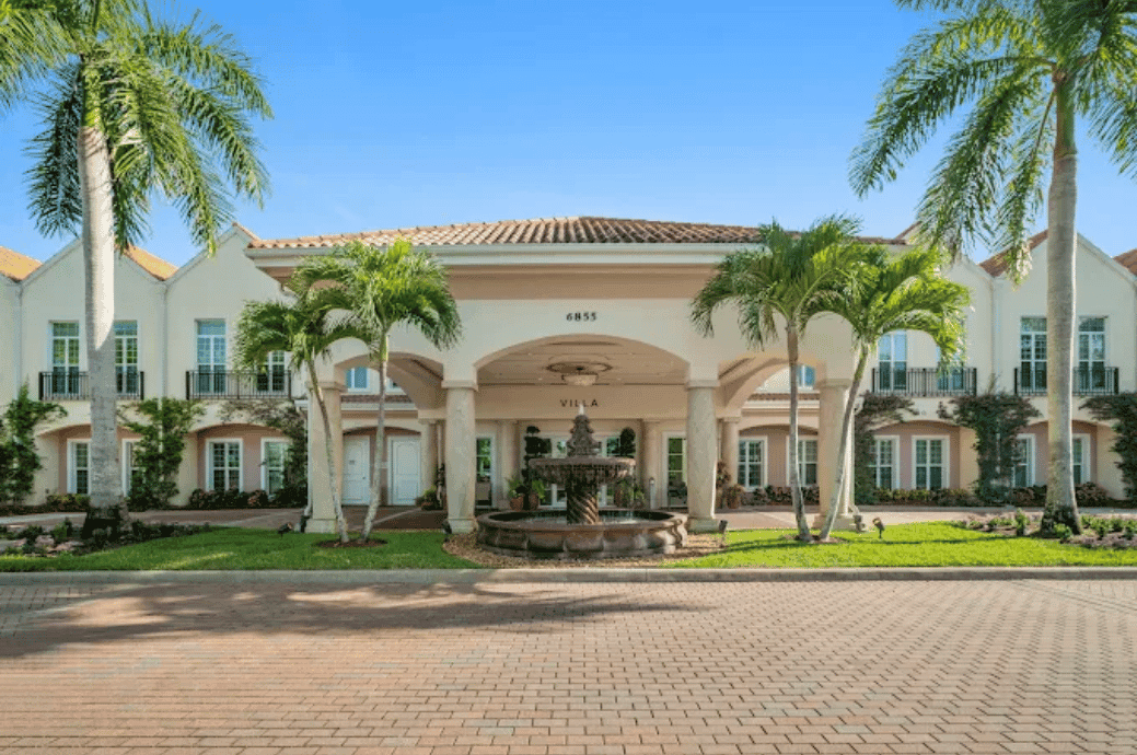 Villa at Terracina Grand - Business image