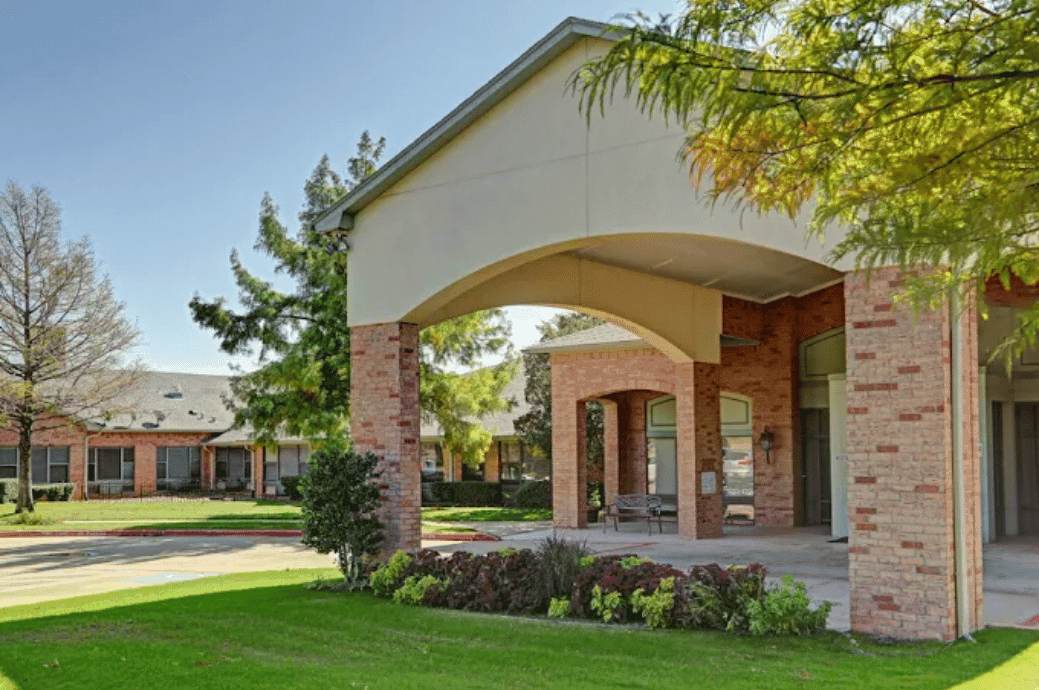 Parkwood Village - Business image