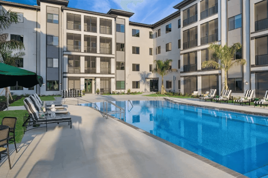 The Gallery at Hacienda Lakes - Business image