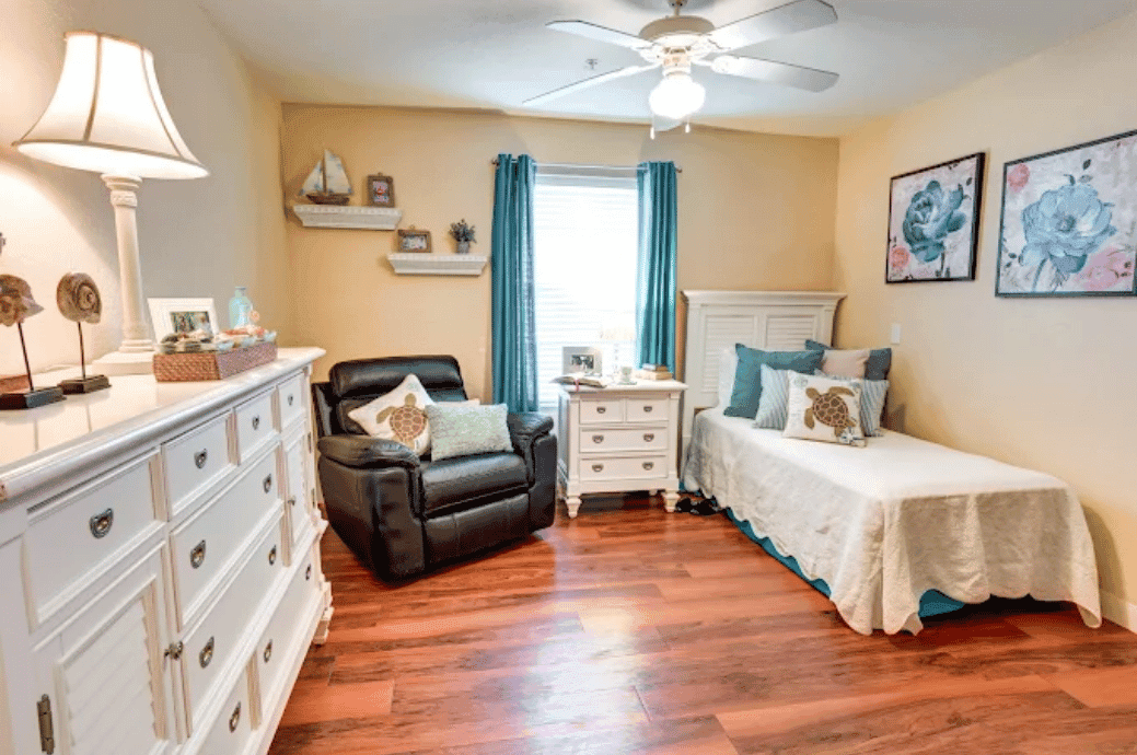 Elevated Estates of New Port Richey - Gallery image