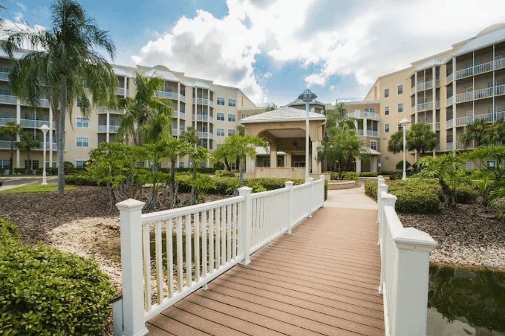 Regal Palms - Business image