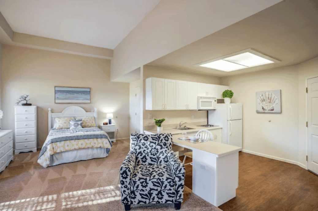 Regal Palms - Gallery image