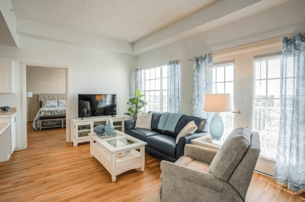 Regal Palms - Gallery image