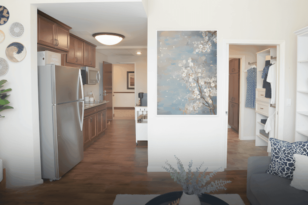 Grand Living at Naples - Gallery image