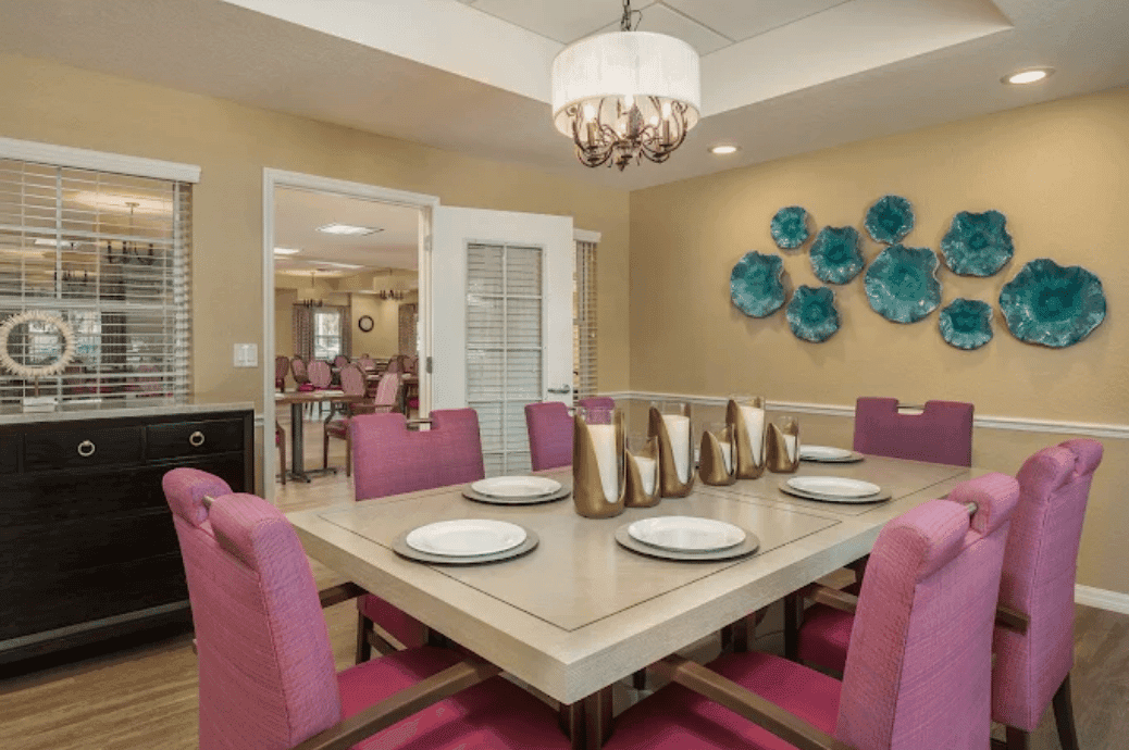 Wentworth Central Avenue - Gallery image
