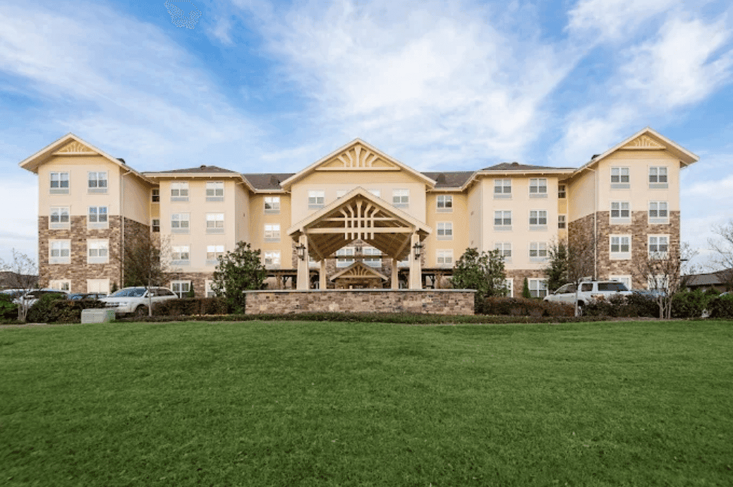 Washington Pointe Las Colinas - Business image