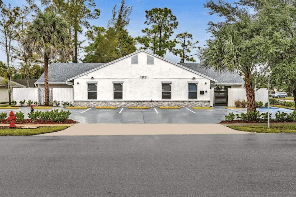Mama Llama Assisted Living Residence - Business image