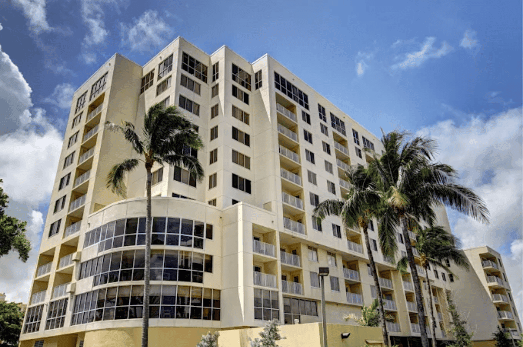 The Pointe at Pompano Beach - Business image