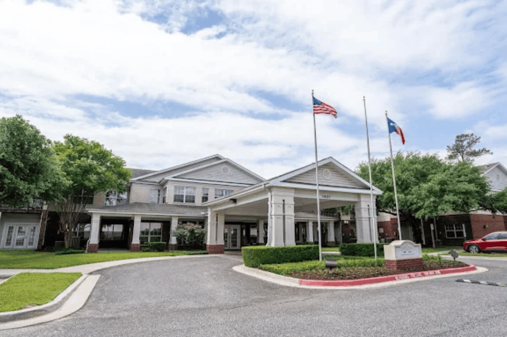 The Heritage Tomball Senior Living - Business image