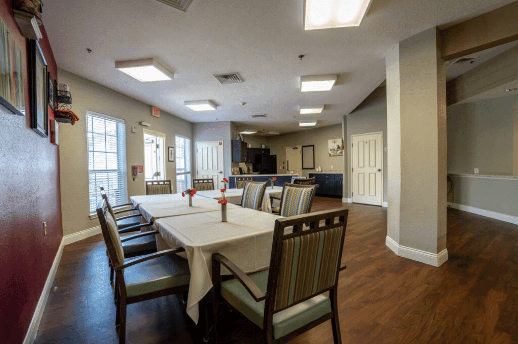 The Heritage Tomball Senior Living - Gallery image