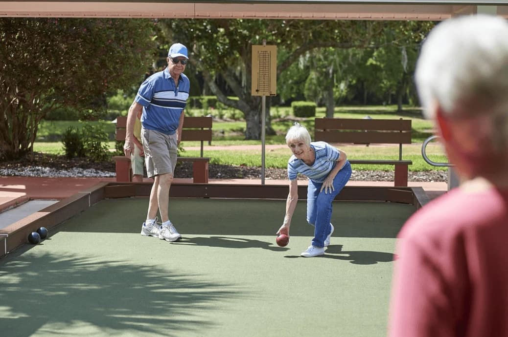 Lake Port Square - Gallery image