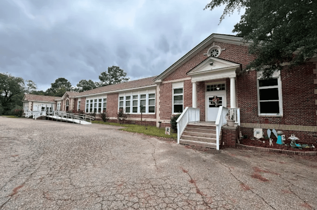 Pine Forest Rest Home - Business image