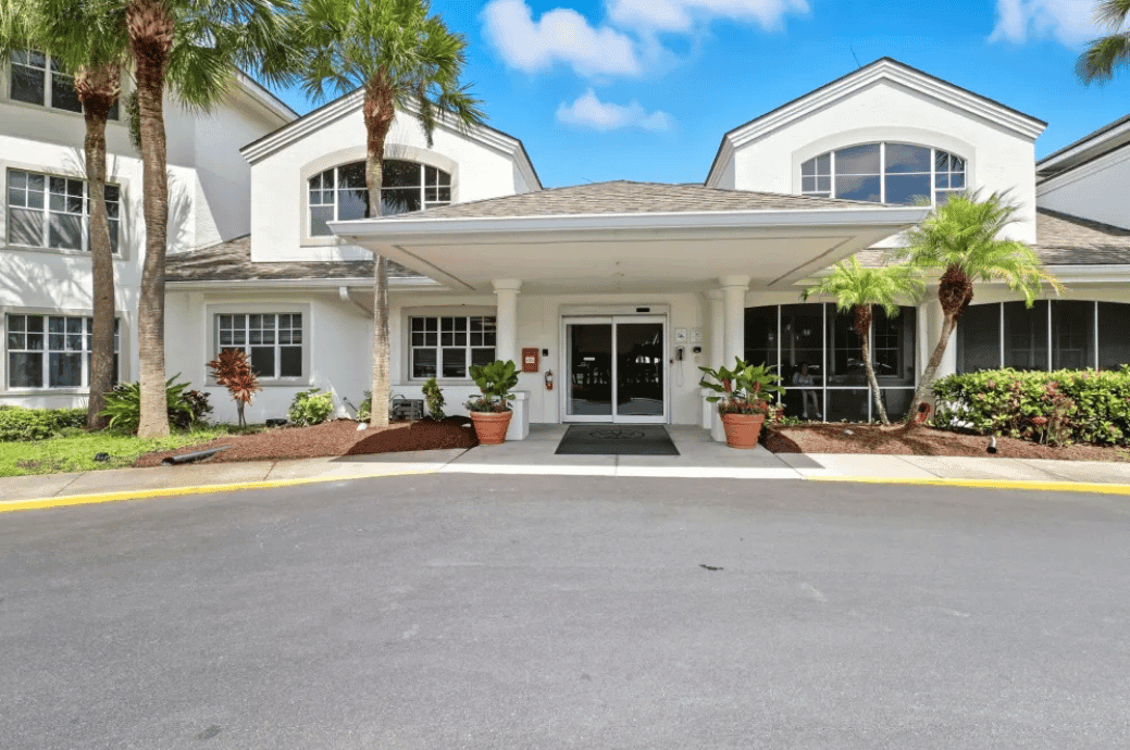 Truewood by Merrill, Charlotte Center - senior living community