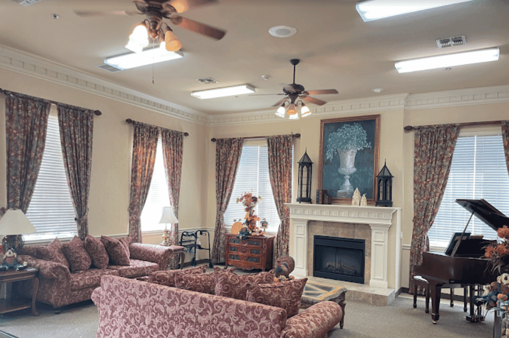 Colonial Lodge Assisted Living - Gallery image