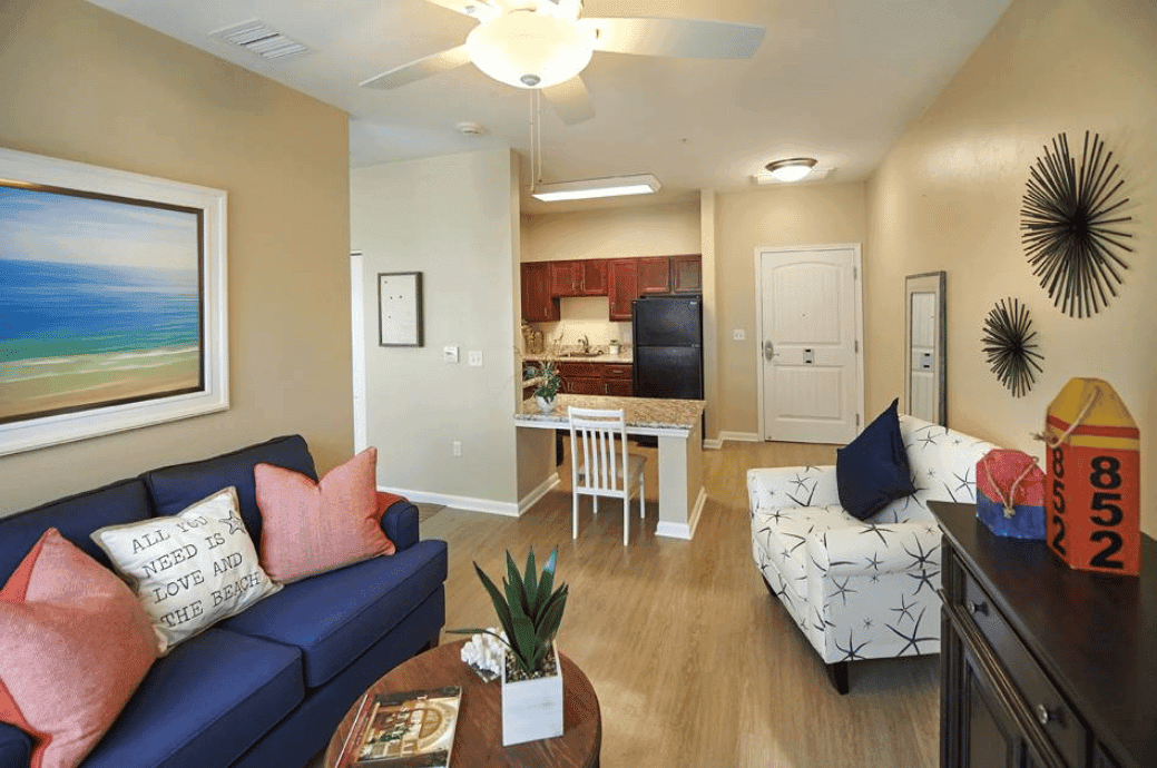 Palmview at Gulf Coast Village - Gallery image