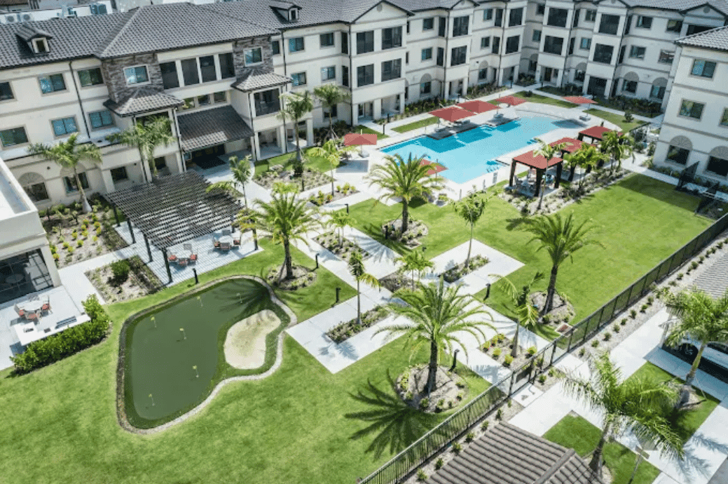 Discovery Village at Naples - Business image