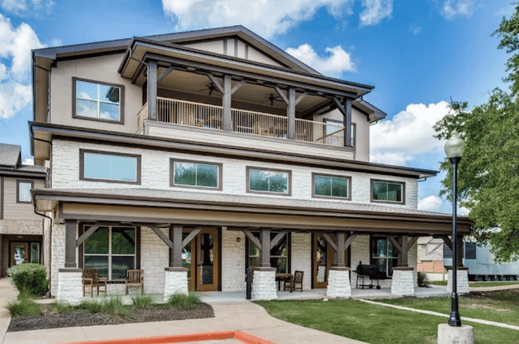 Isle at Cedar Ridge - Business image