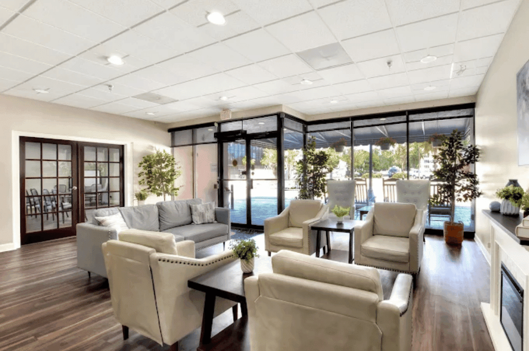 Lake Morton Senior Living - Gallery image
