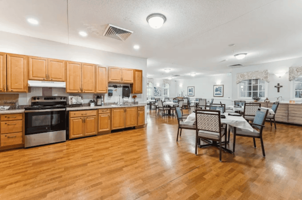 Cadence Senior Living at Mint Hill by Cogir - Gallery image
