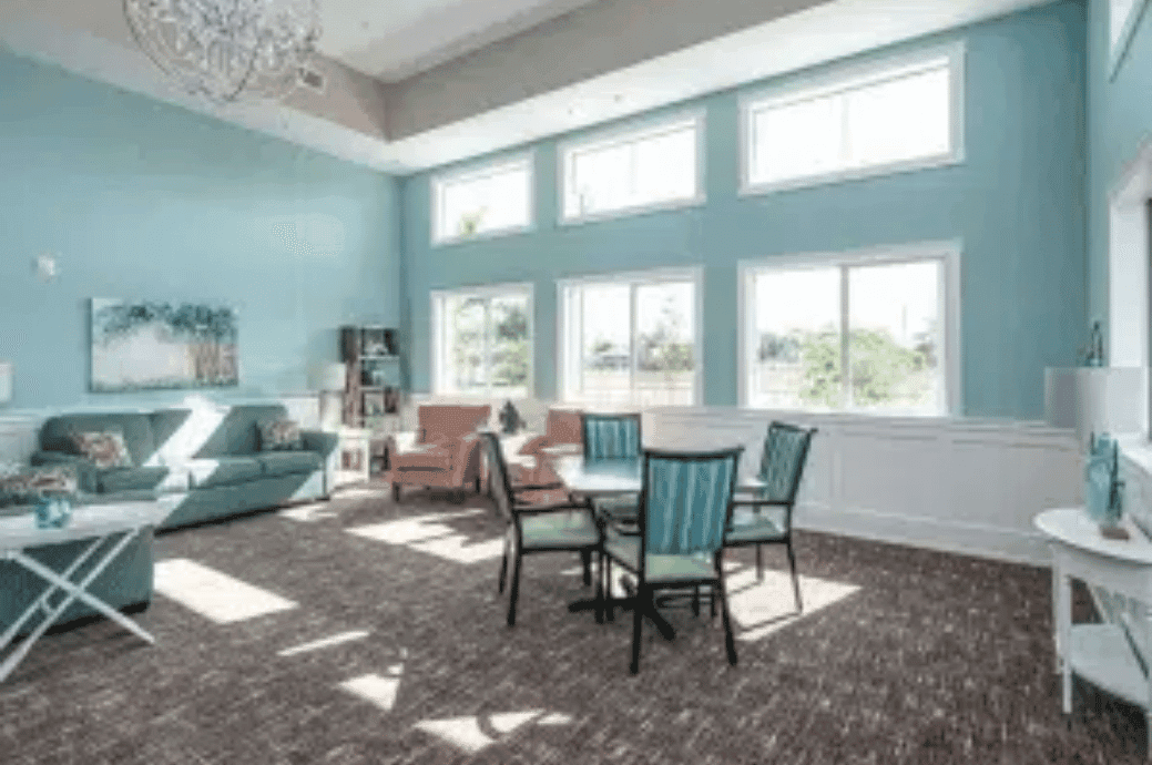 Hampton Manor of Cape Coral - Gallery image