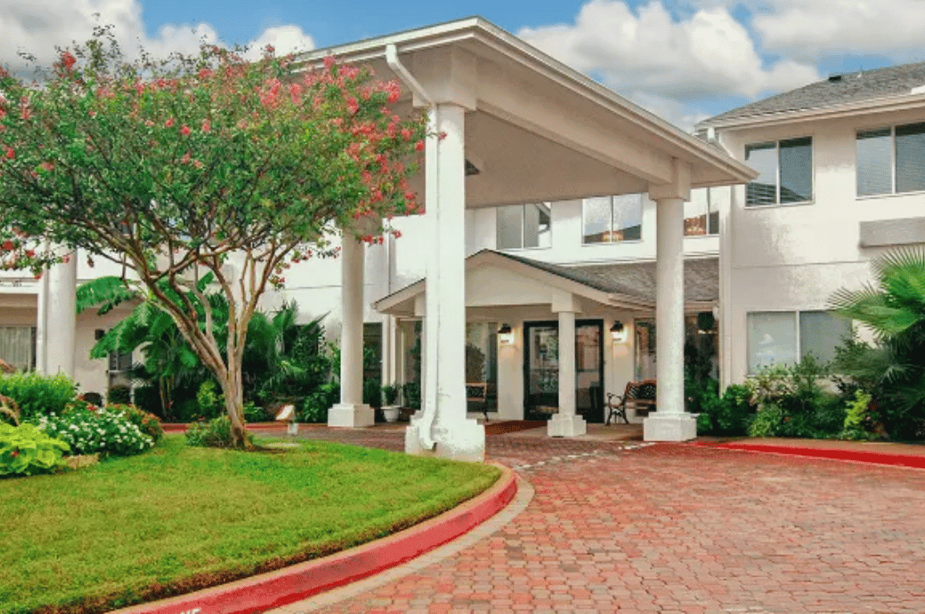 Arlington Plaza - Sky Active Living - Gallery image