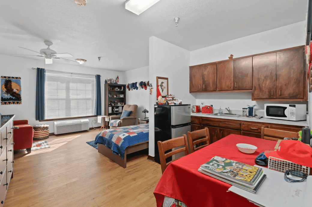 Carriage House Assisted Living - Gallery image
