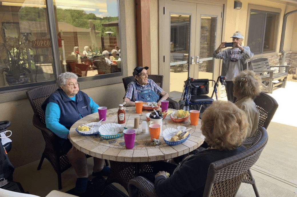 Haywood Lodge & Retirement Center - Gallery image