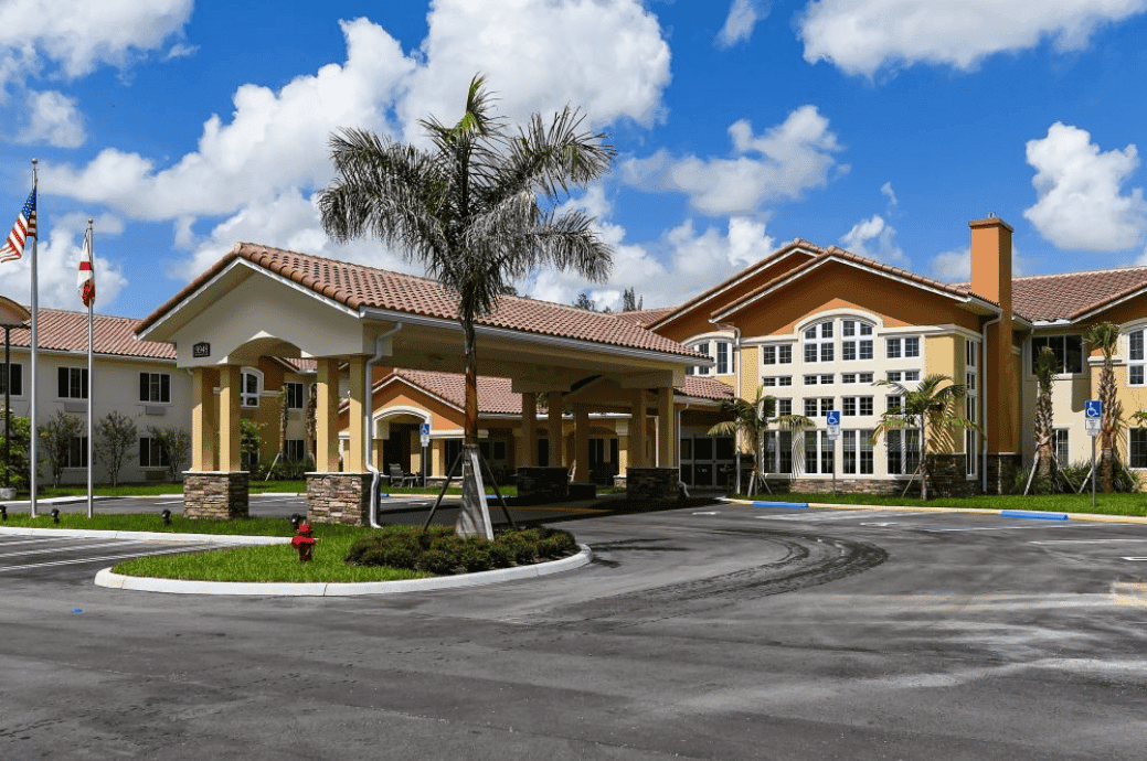 Elegance at Lake Worth - Business image
