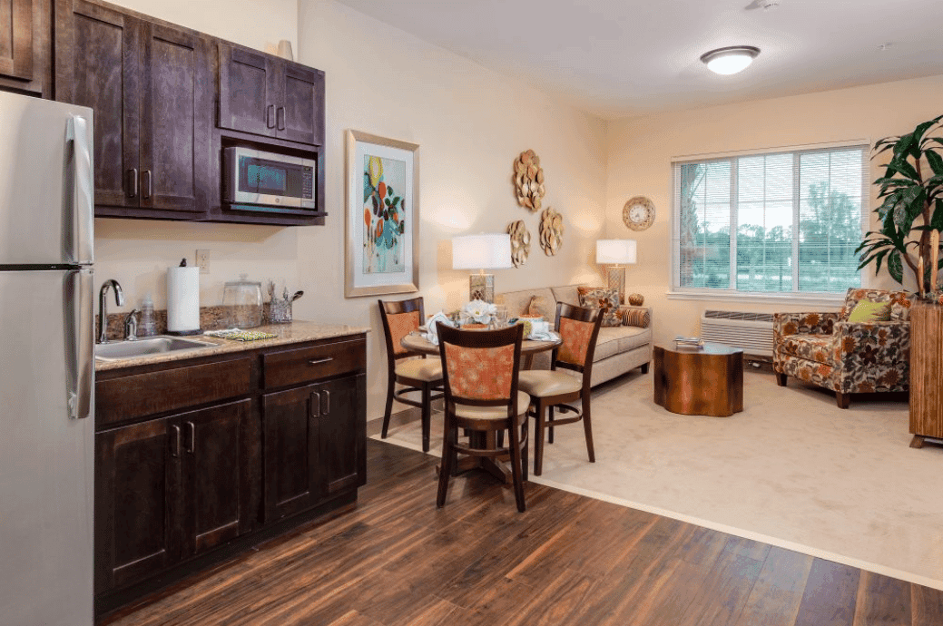 Elegance at Lake Worth - Gallery image